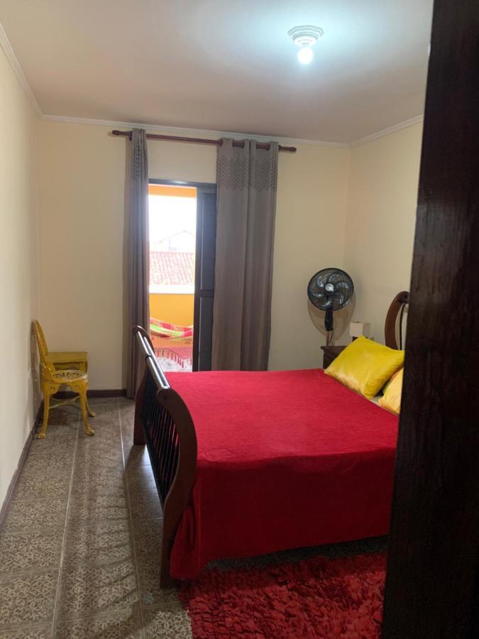 Lindo Sobrado Amarelo -Proximo A Praia Mongaguá Kültér fotó